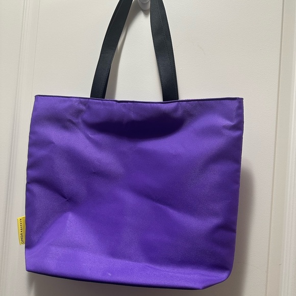 SALE….🌷2FOR15$🌺 NEW CLINIQUE X DONALD TOTE - Picture 1 of 3